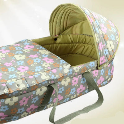 couffin-transportable fleuris pastel