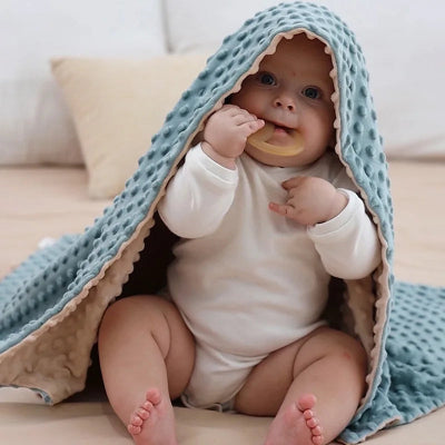 couverture bebe cachette