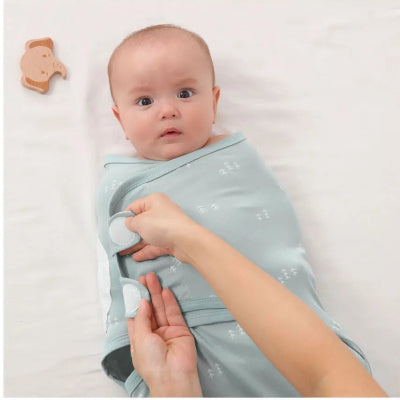 couverture-emmaillotage-bebe-fixation-velcro