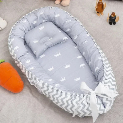 reducteur de lit courone gris